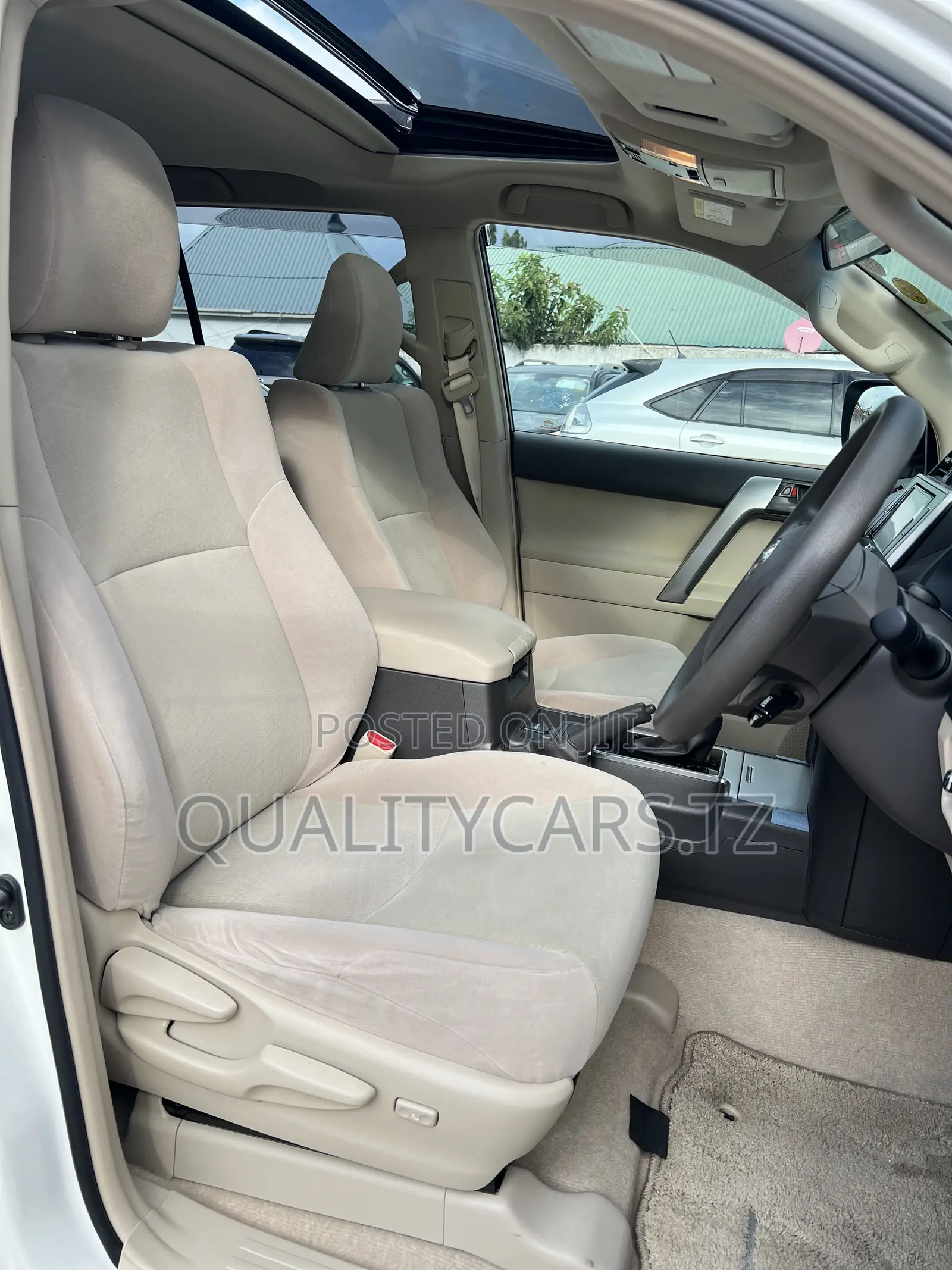 Toyota Land Cruiser Prado 2022 White