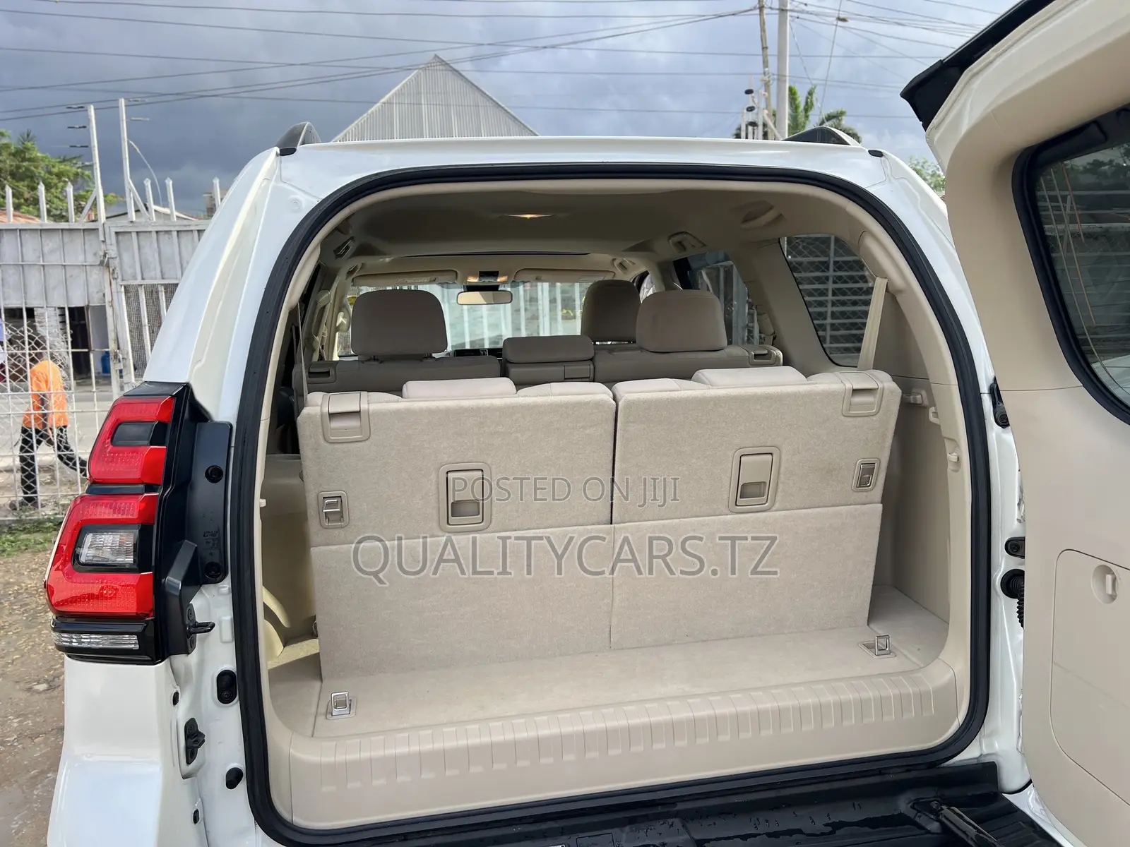 Toyota Land Cruiser Prado 2022 White