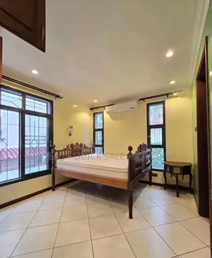 5bdrm House in Masaki for rent