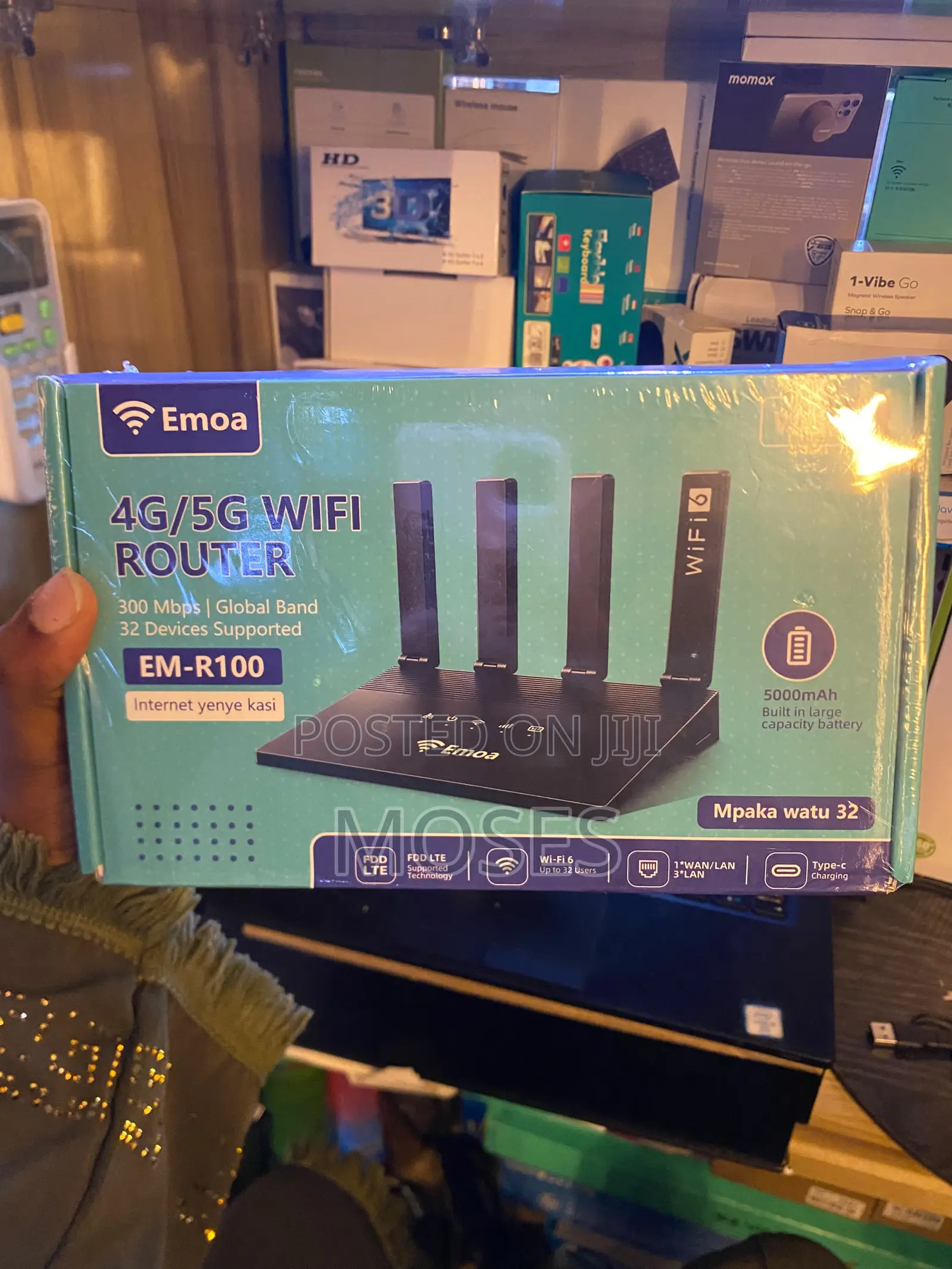 Emoa Em-R100 4g/5g Wifi Router