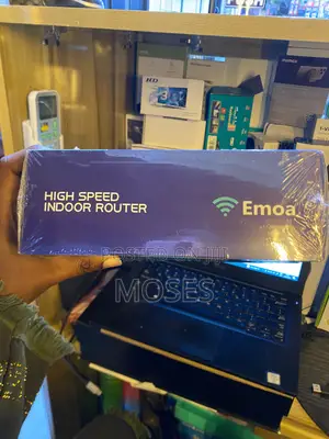 Emoa Em-R100 4g/5g Wifi Router