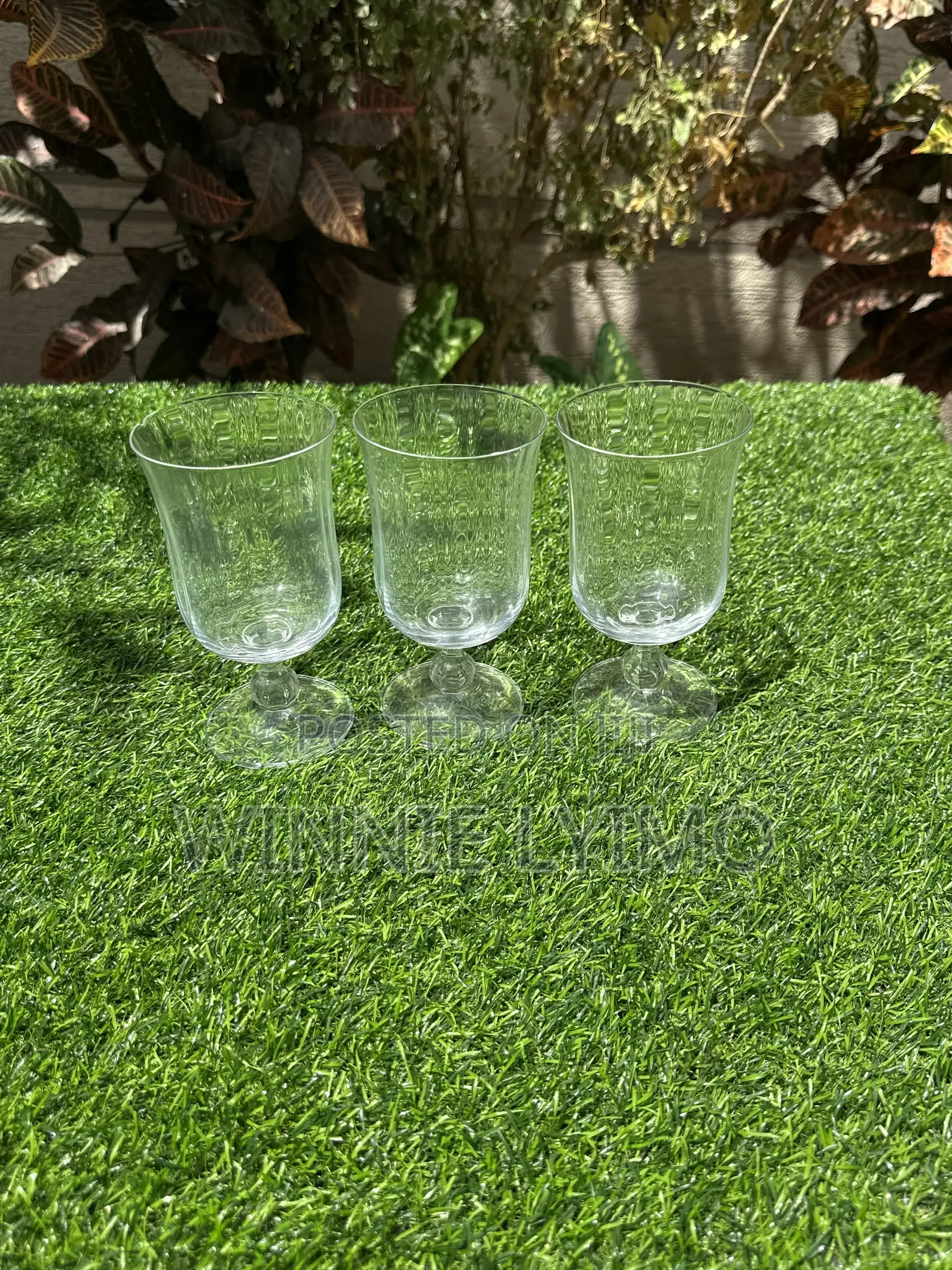 Karibun Glass Za Wine,juice,maji,champagne,mtumba
