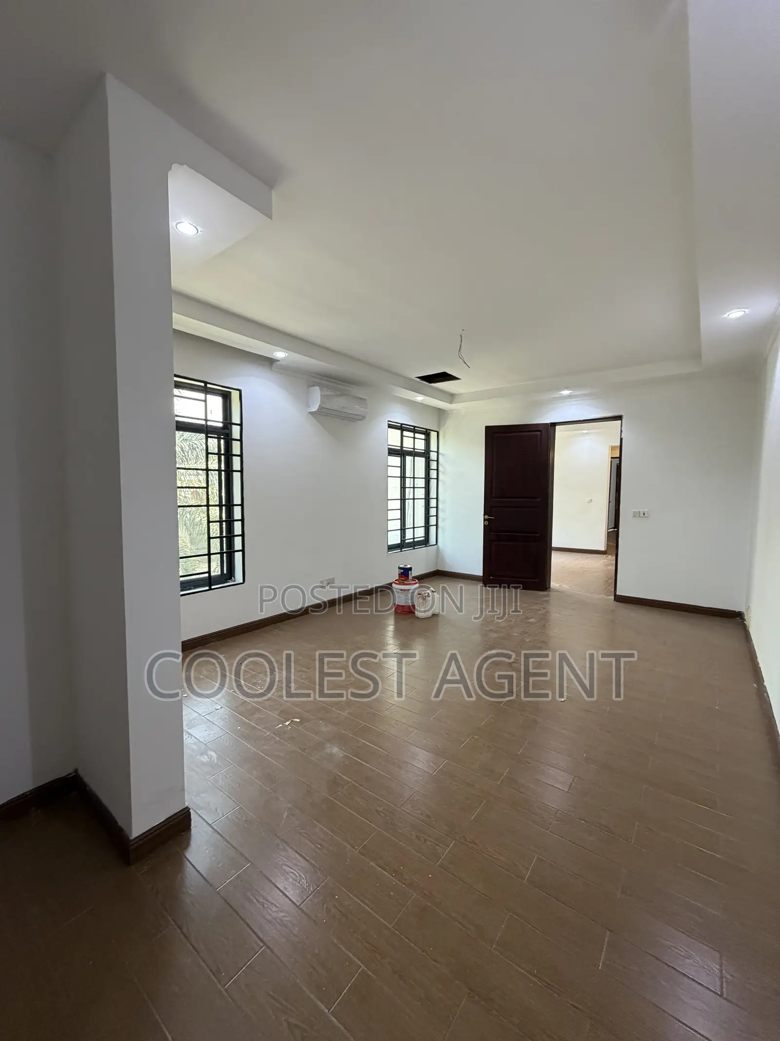 3bdrm Duplex in Coolest Estate, Msasani for rent