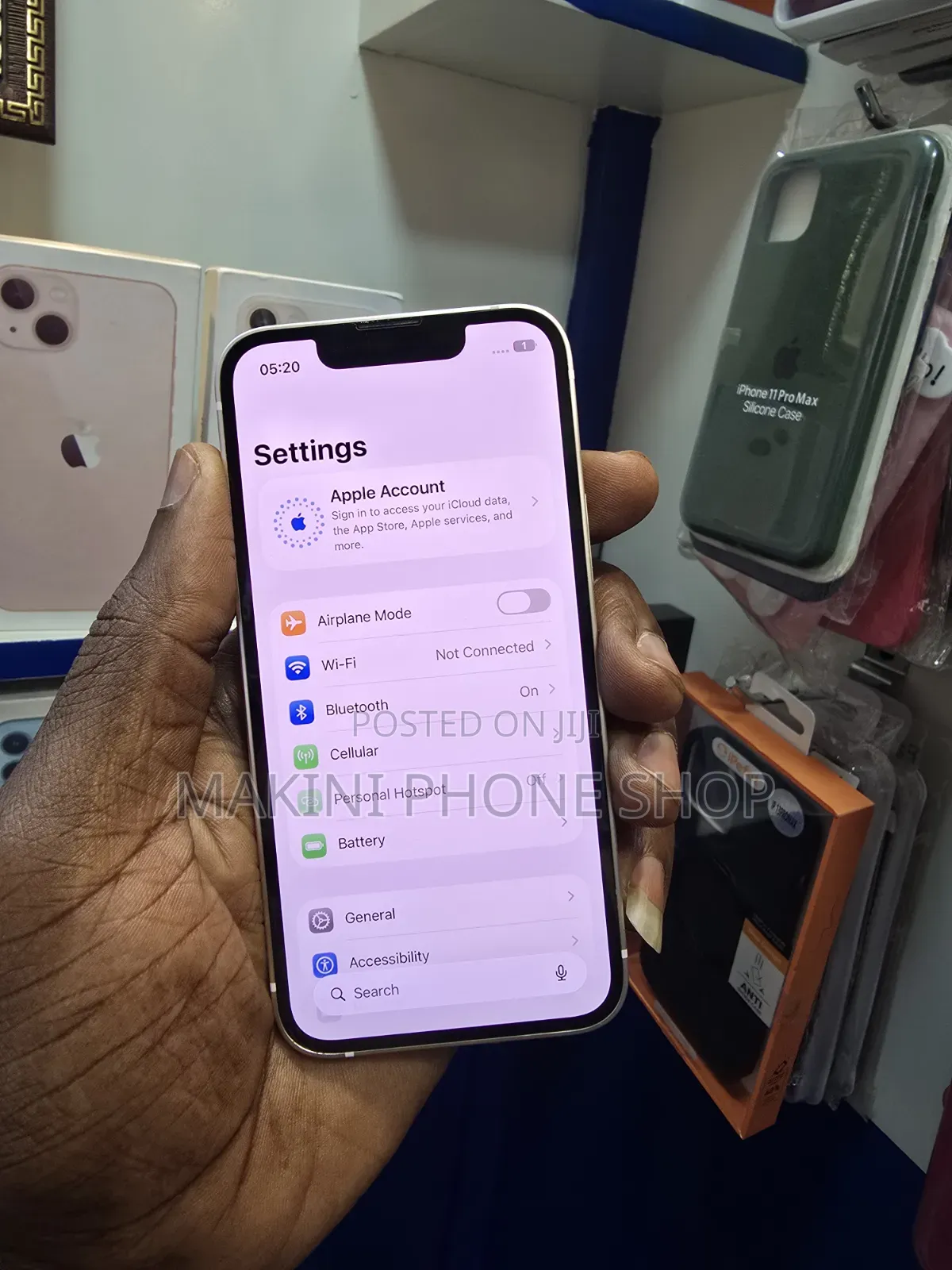 New Apple iPhone 13 128 GB Black