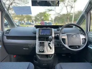 Toyota Noah 2008 White