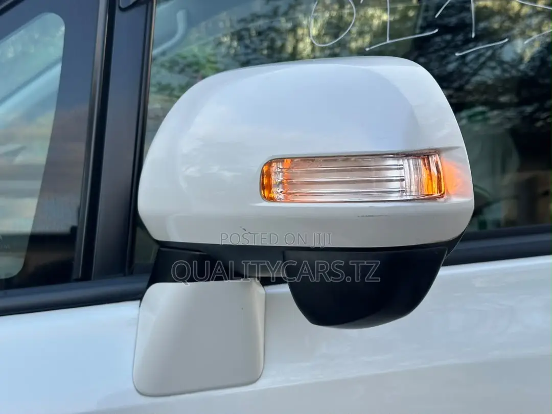 Toyota Noah 2008 White