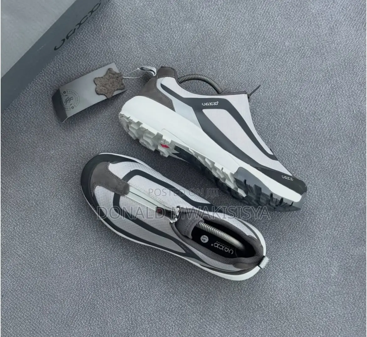 Uqxx Performance Sneaker - Zipper Design