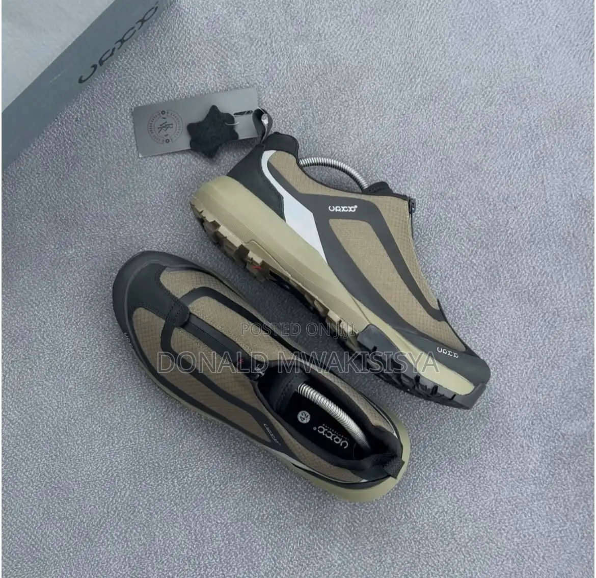Uqxx Performance Sneaker - Zipper Design