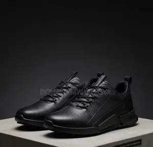 Ecco Premium Leather Sneaker - Original