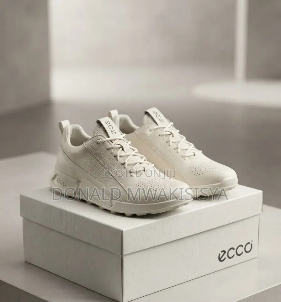 Ecco Premium Leather Sneaker - Original