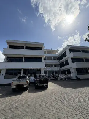 Furnished 2bdrm Apartment in Coolest Estate, Oyster Bay for rent