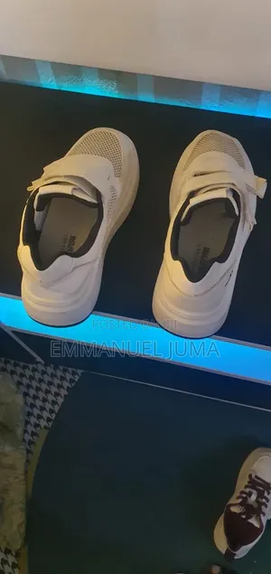 Mesh Casual Sneakers