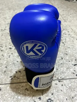 Kangrui 12oz Hand Made Red Boxing Gloves