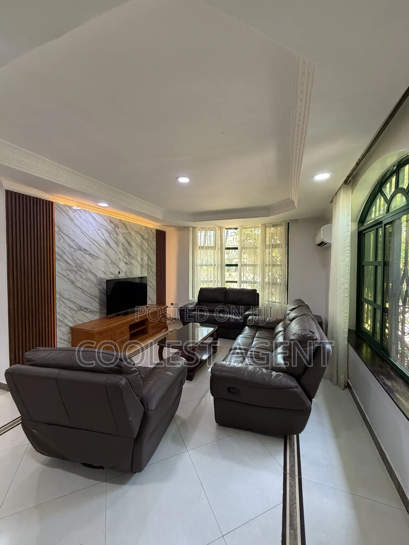Furnished 5bdrm Villa in Coolest Estate, Oyster Bay for rent