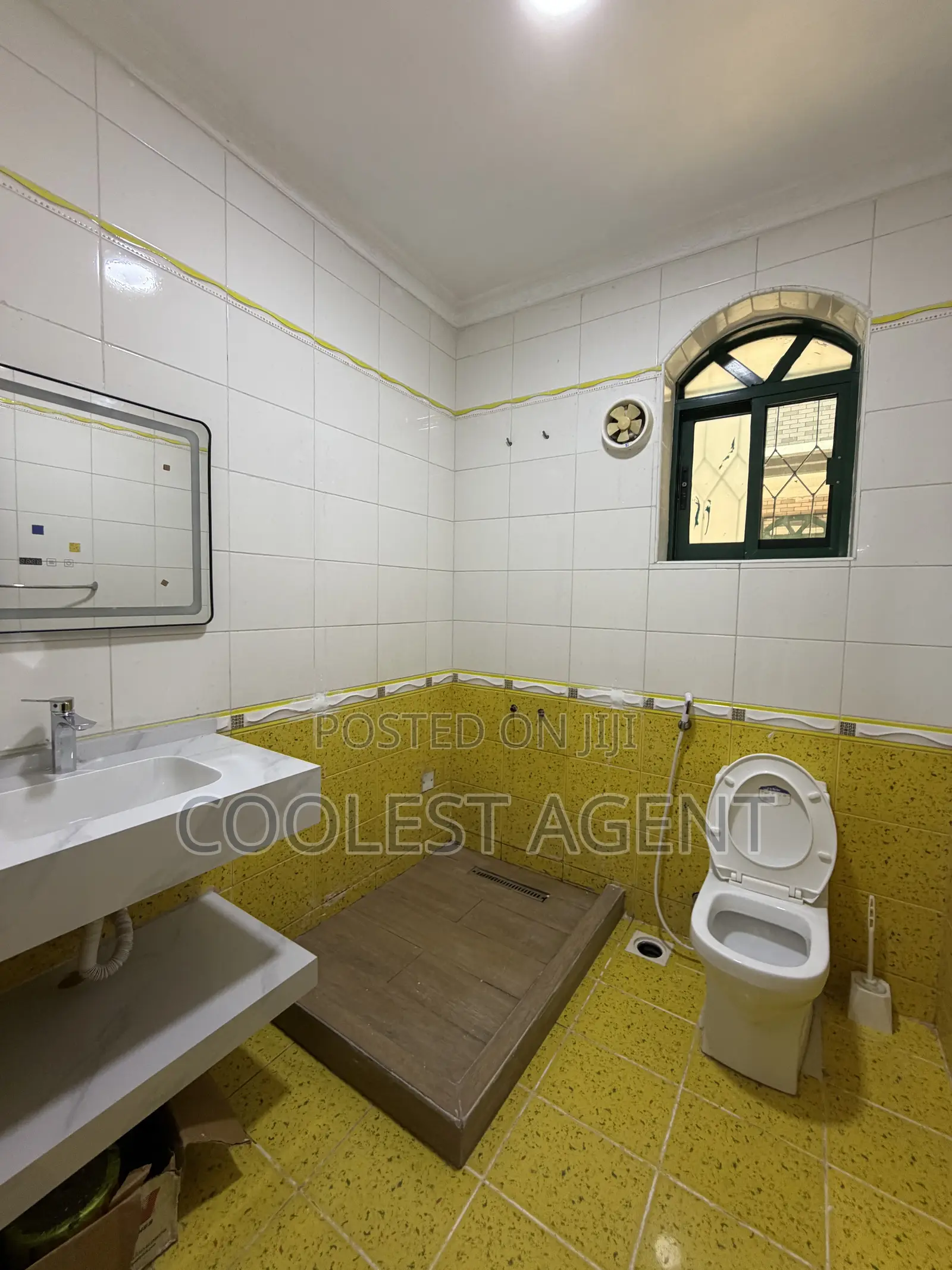 Furnished 5bdrm Villa in Coolest Estate, Oyster Bay for rent