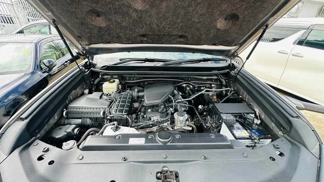 Toyota Land Cruiser Prado 2020 Gray