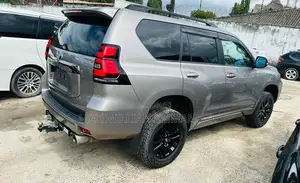 Toyota Land Cruiser Prado 2020 Gray