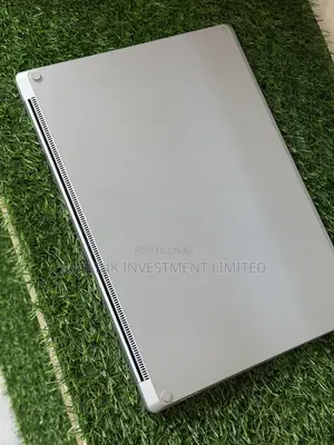 Laptop Microsoft Surface Book 2 8GB Intel Core i5 SSD 256GB