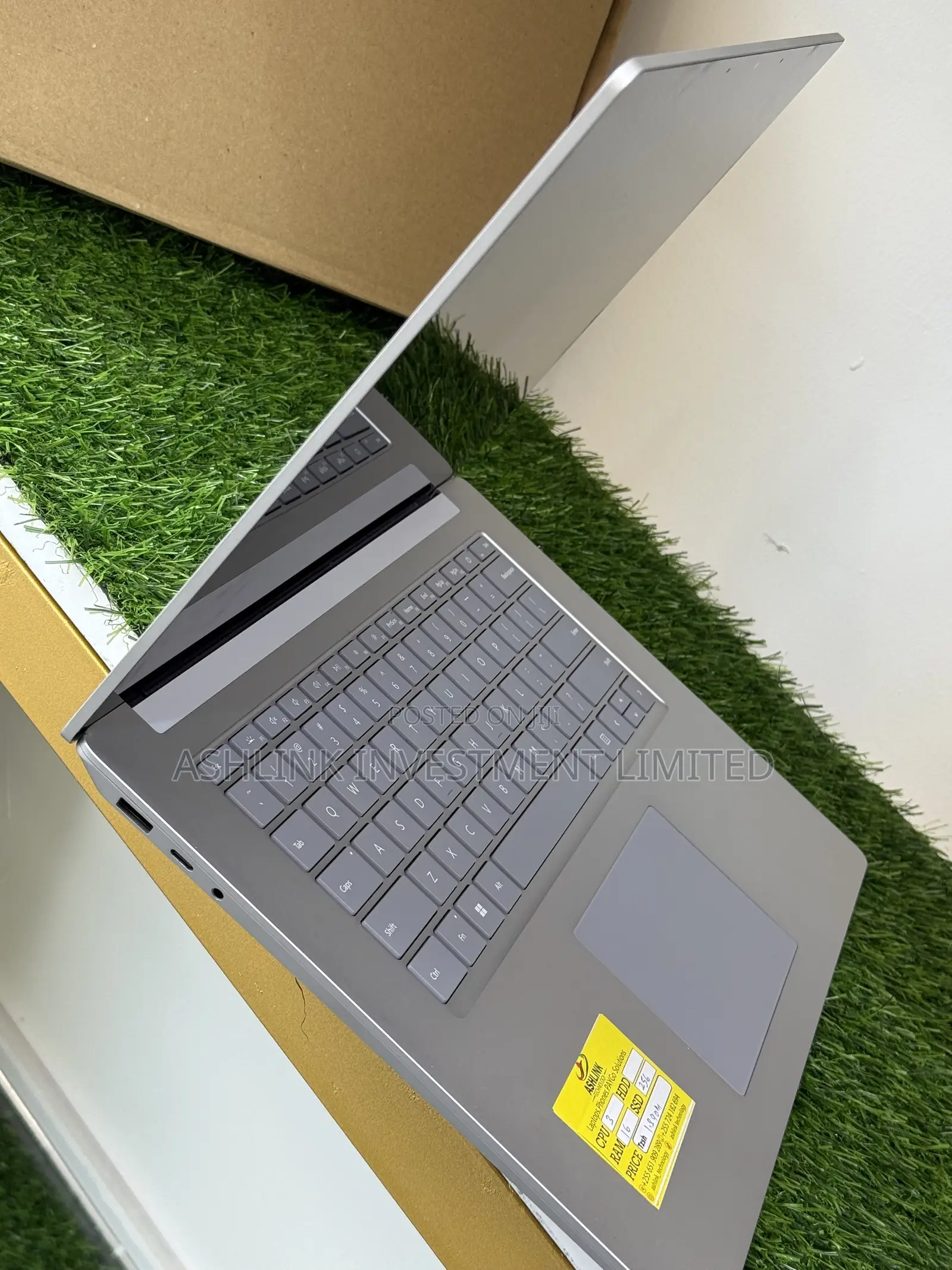 Laptop Microsoft Surface Book 2 8GB Intel Core i5 SSD 256GB