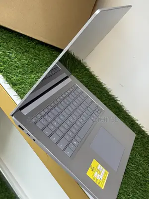 Laptop Microsoft Surface Book 2 8GB Intel Core i5 SSD 256GB