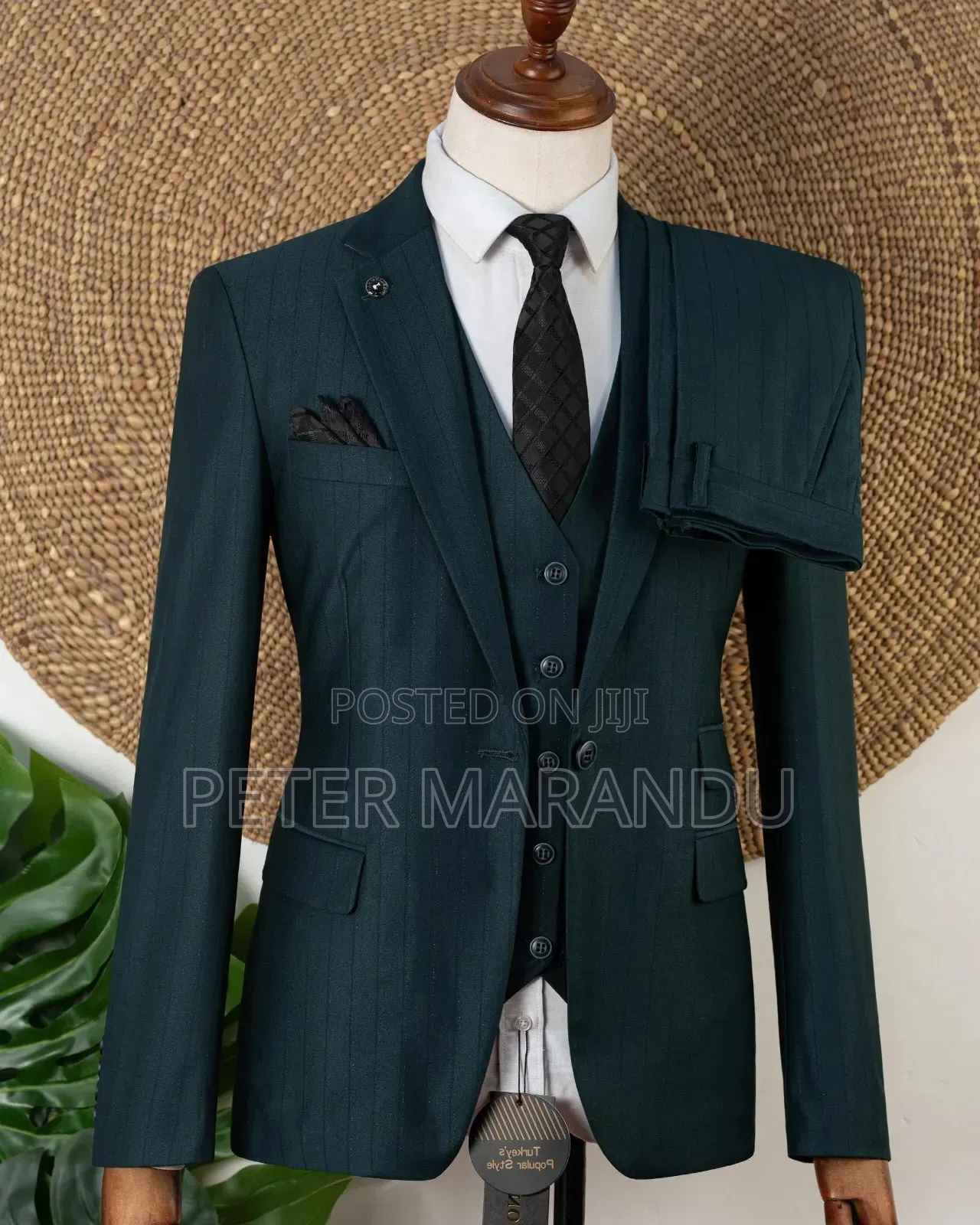 Premium Men's 3-Piece Emerald Green Pinstripe Suit)