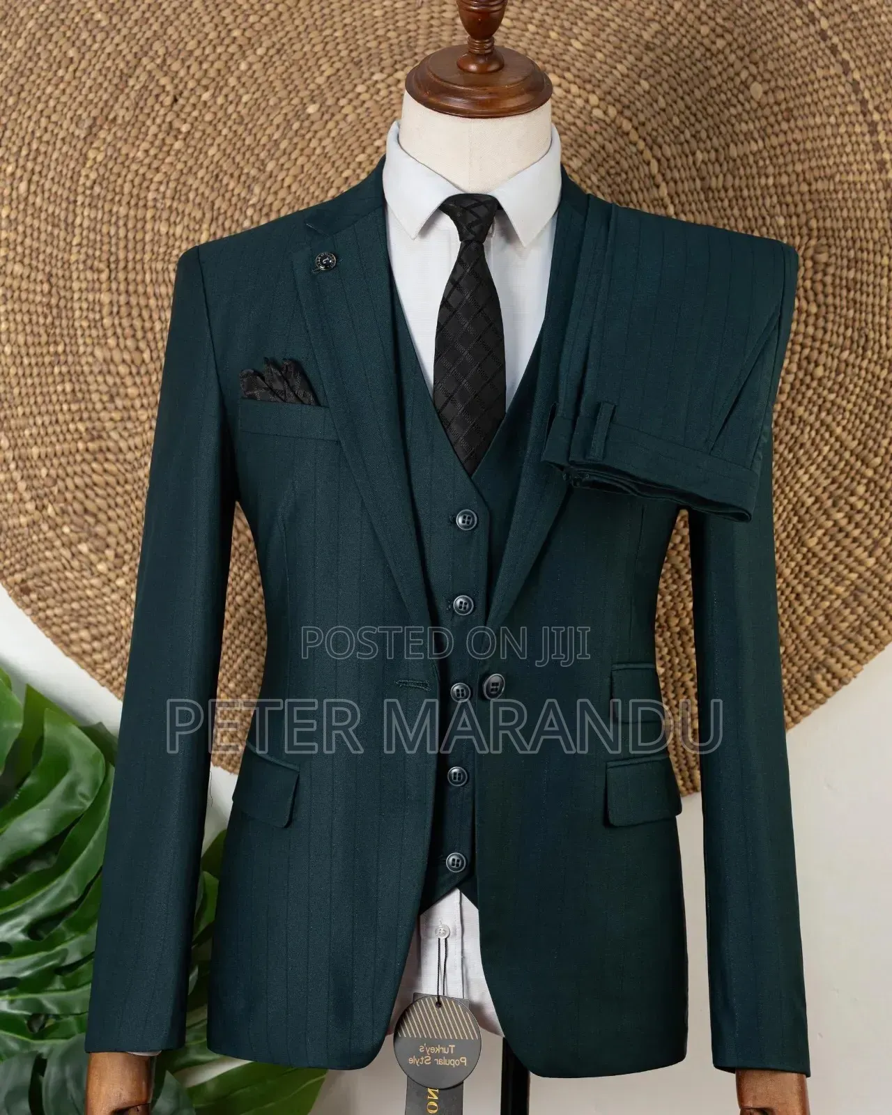 Premium Men's 3-Piece Emerald Green Pinstripe Suit)