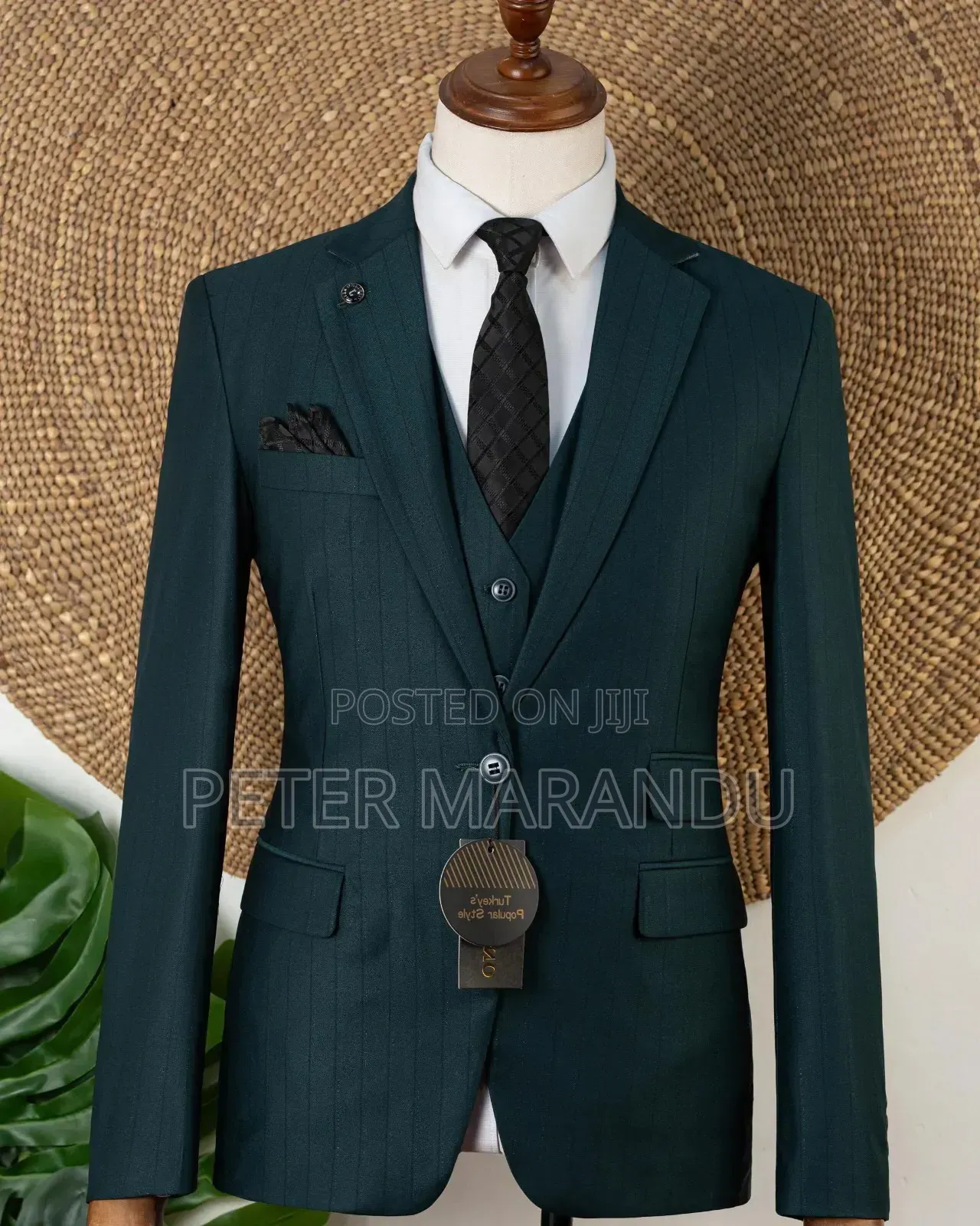 Premium Men's 3-Piece Emerald Green Pinstripe Suit)
