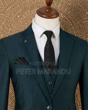 Premium Men's 3-Piece Emerald Green Pinstripe Suit)