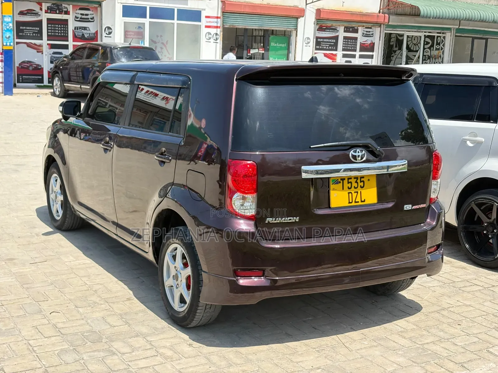 Toyota Corolla Rumion 2008 Black