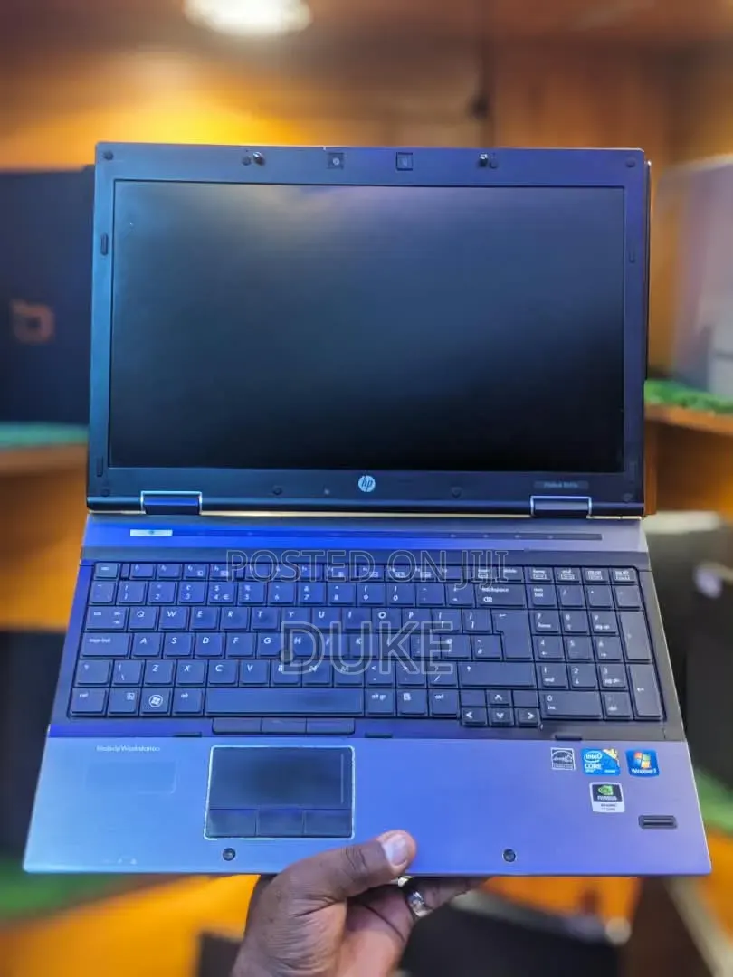 Laptop HP EliteBook 8540W 8GB Intel Core i7 HDD 320GB