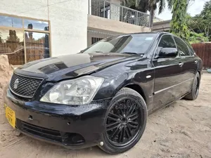 Toyota Crown Royale 2005 Black