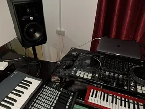 Full Studio DJ Bundle: DDJ-1000SRT, MPC Key 37, JBL, BenQ + More