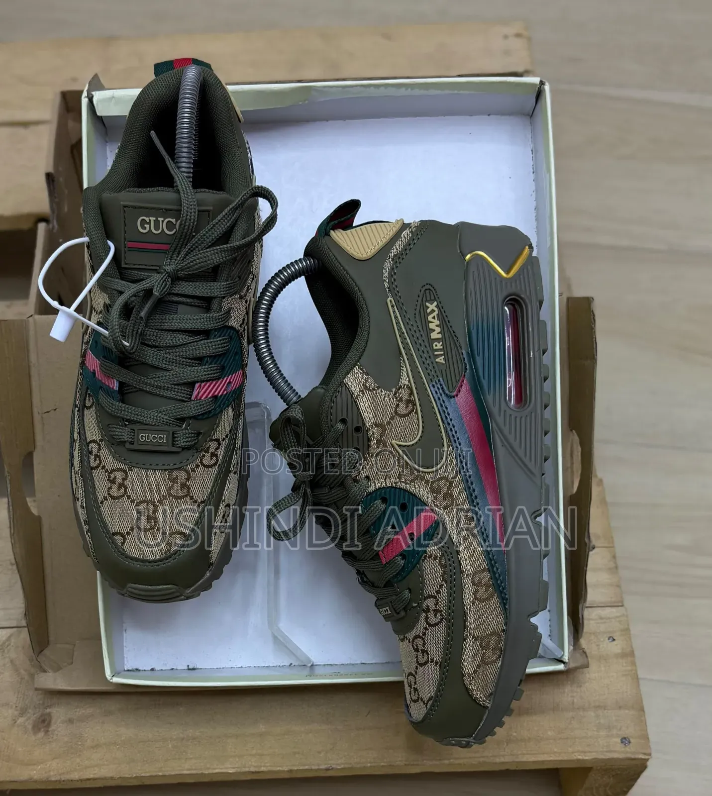 Airmax Gucci Rabasize: 41 • 42 • 43 • 44 • 45
price: Tsh. 120,000/