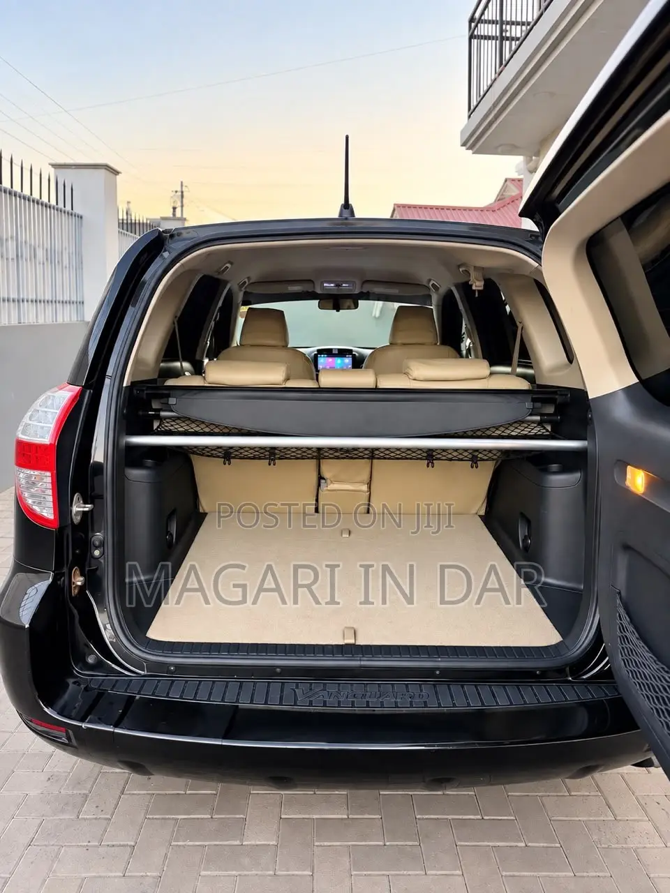Toyota Vanguard 2008 Black