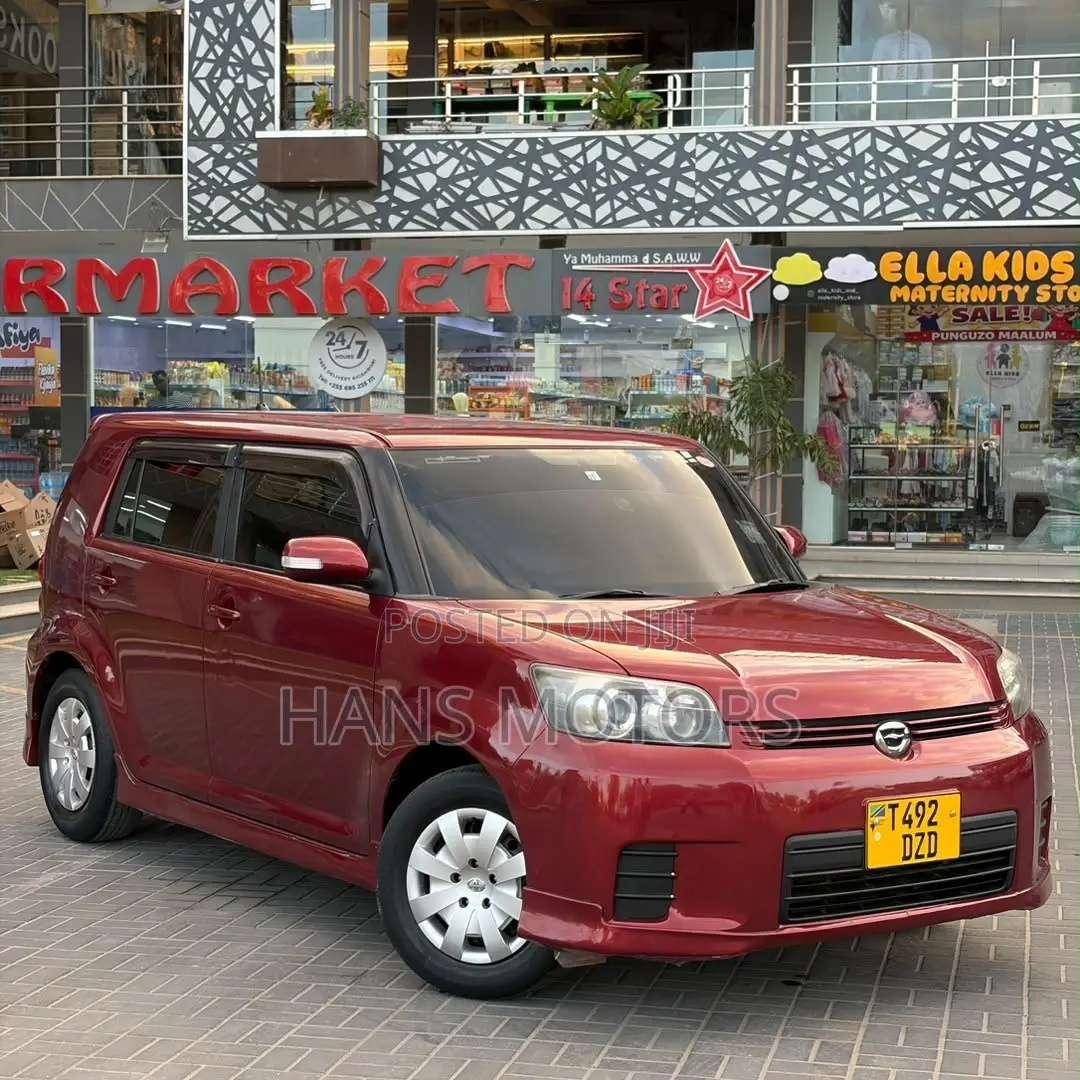 Toyota Corolla Rumion 2008 Burgundy
