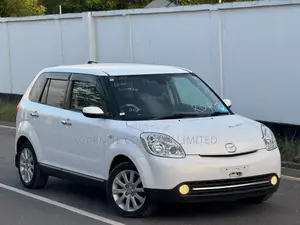 Mazda Verisa 2010 White