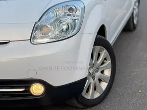 Mazda Verisa 2010 White