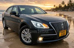 Toyota Crown 2014 Black