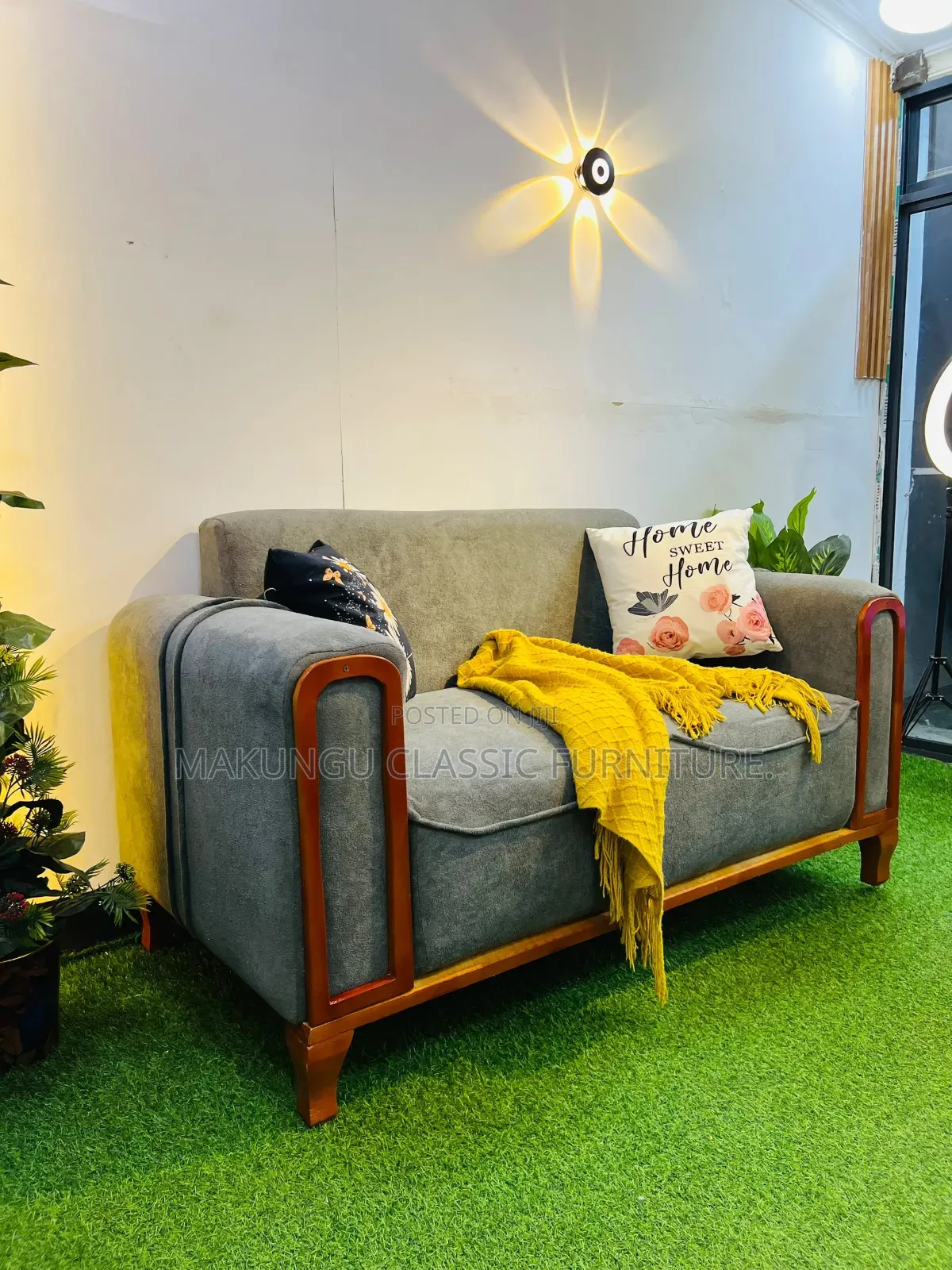 Sofa Za 2:2 Ni Fabrics Materials Na Za Kisasa
