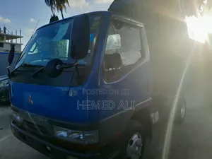 Mitsubishi Fuso Canter 2001 Blue