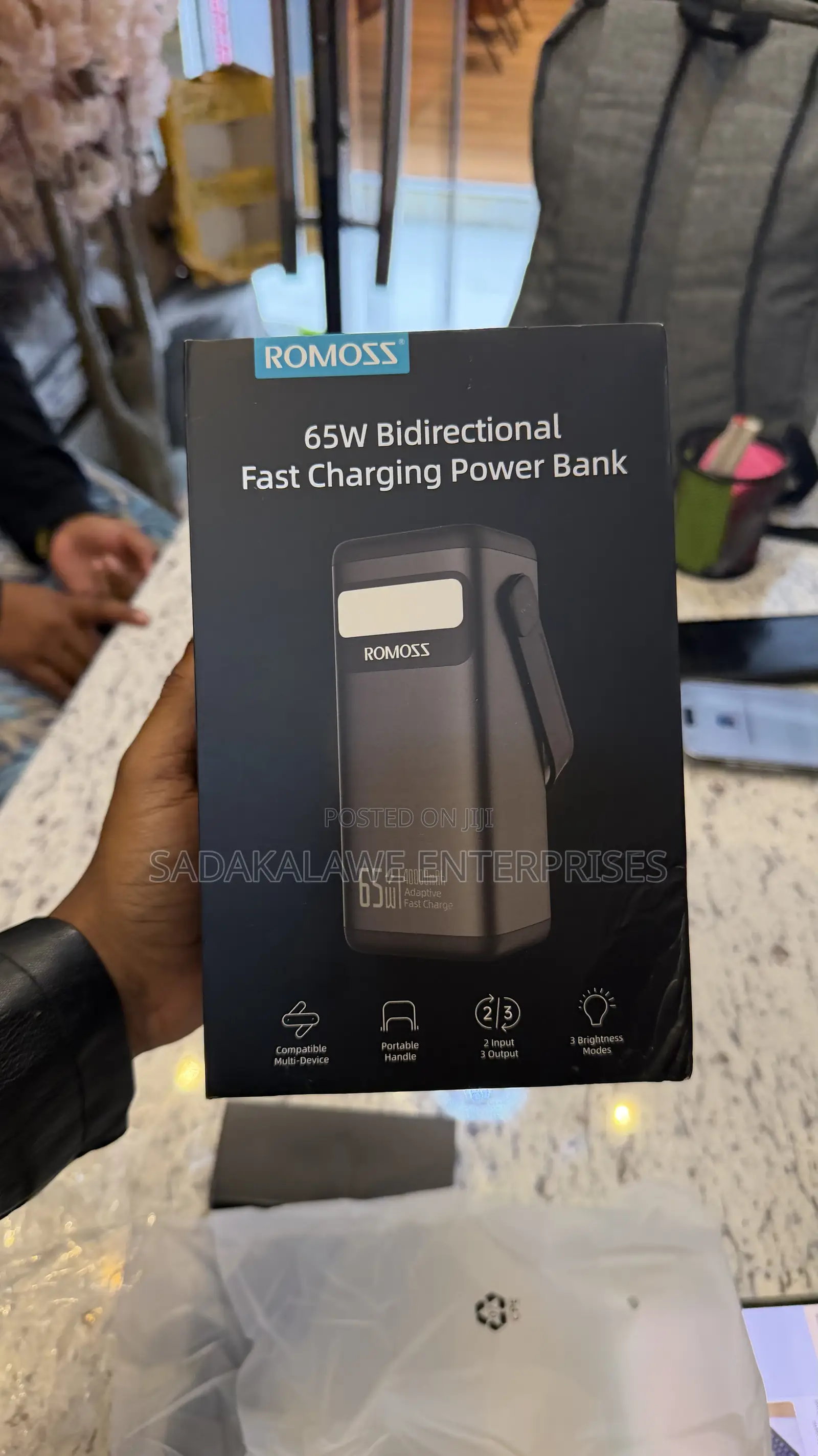 OMOSS 40000mAh 65W Fast Charging Power Bank (PMT40-182) – Brand New