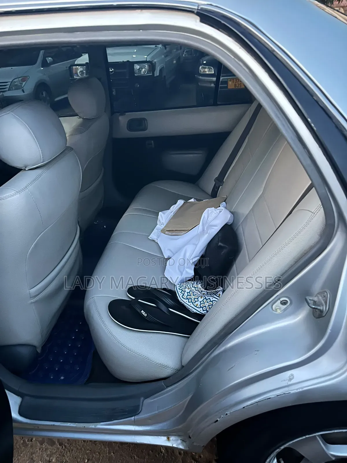 Toyota Corolla 1996 Silver