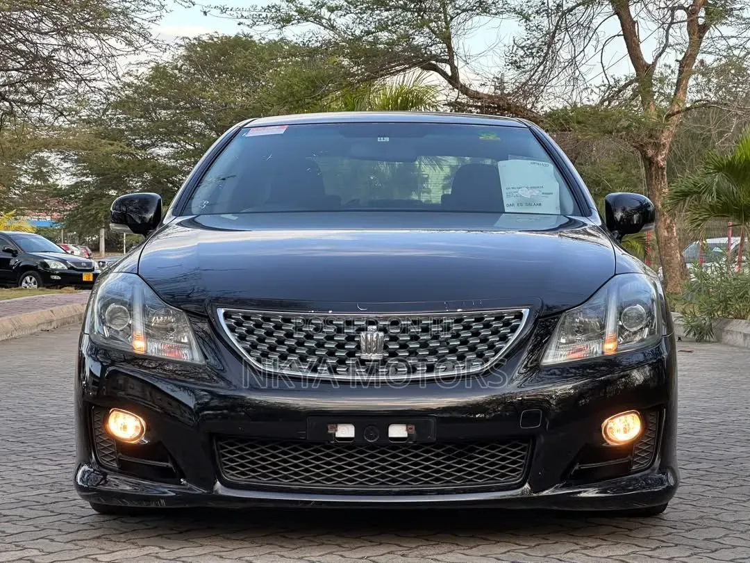 Toyota Crown 2008 Black