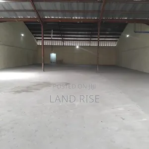 600 SQM Warehouse in Tazara