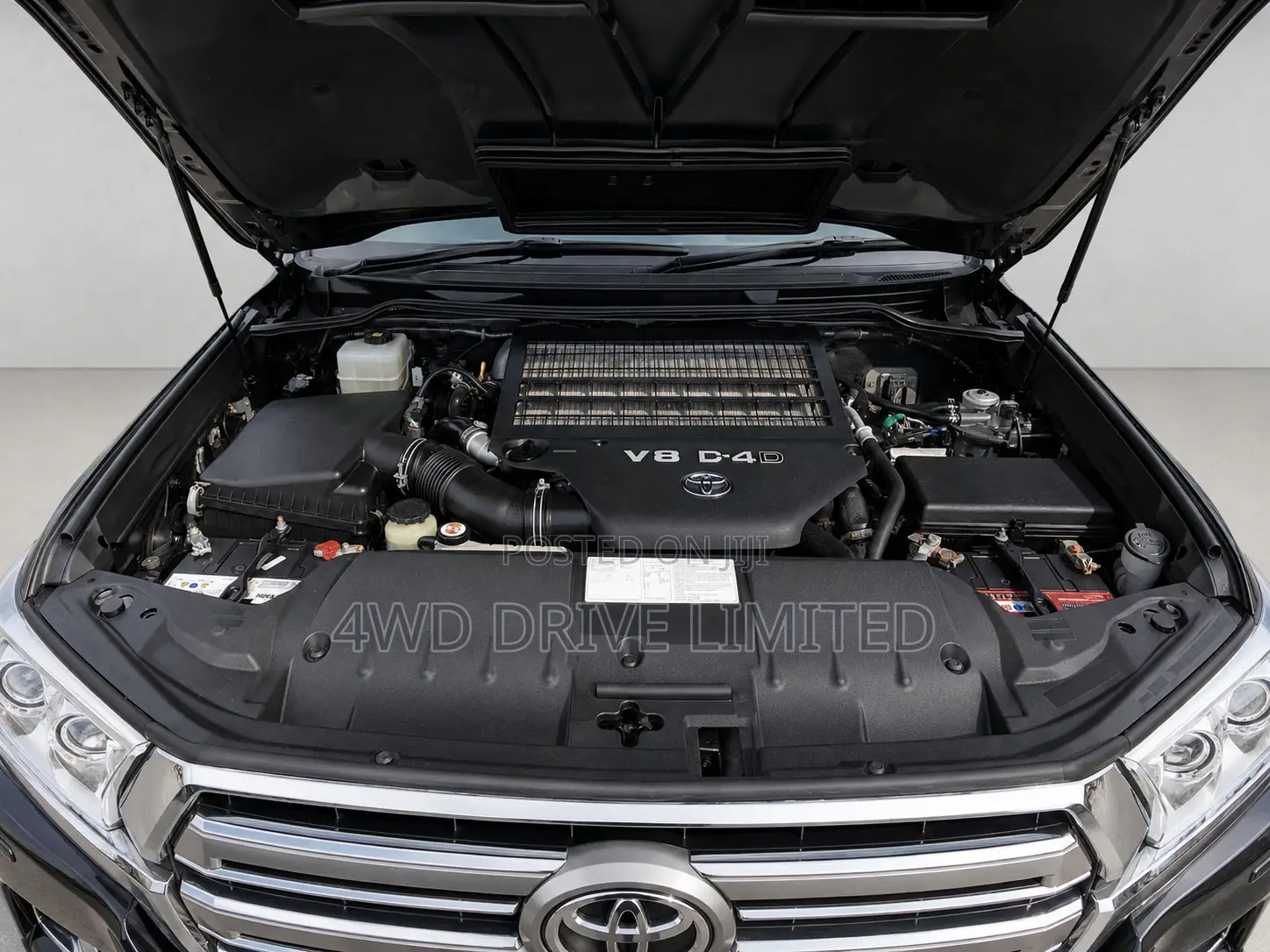 Toyota Land Cruiser 4.5 V8 VXR 2019 Gray