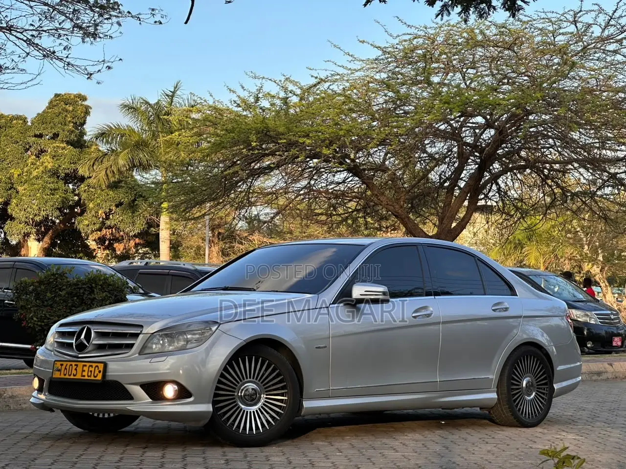 Mercedes-Benz C250 2009 Silver