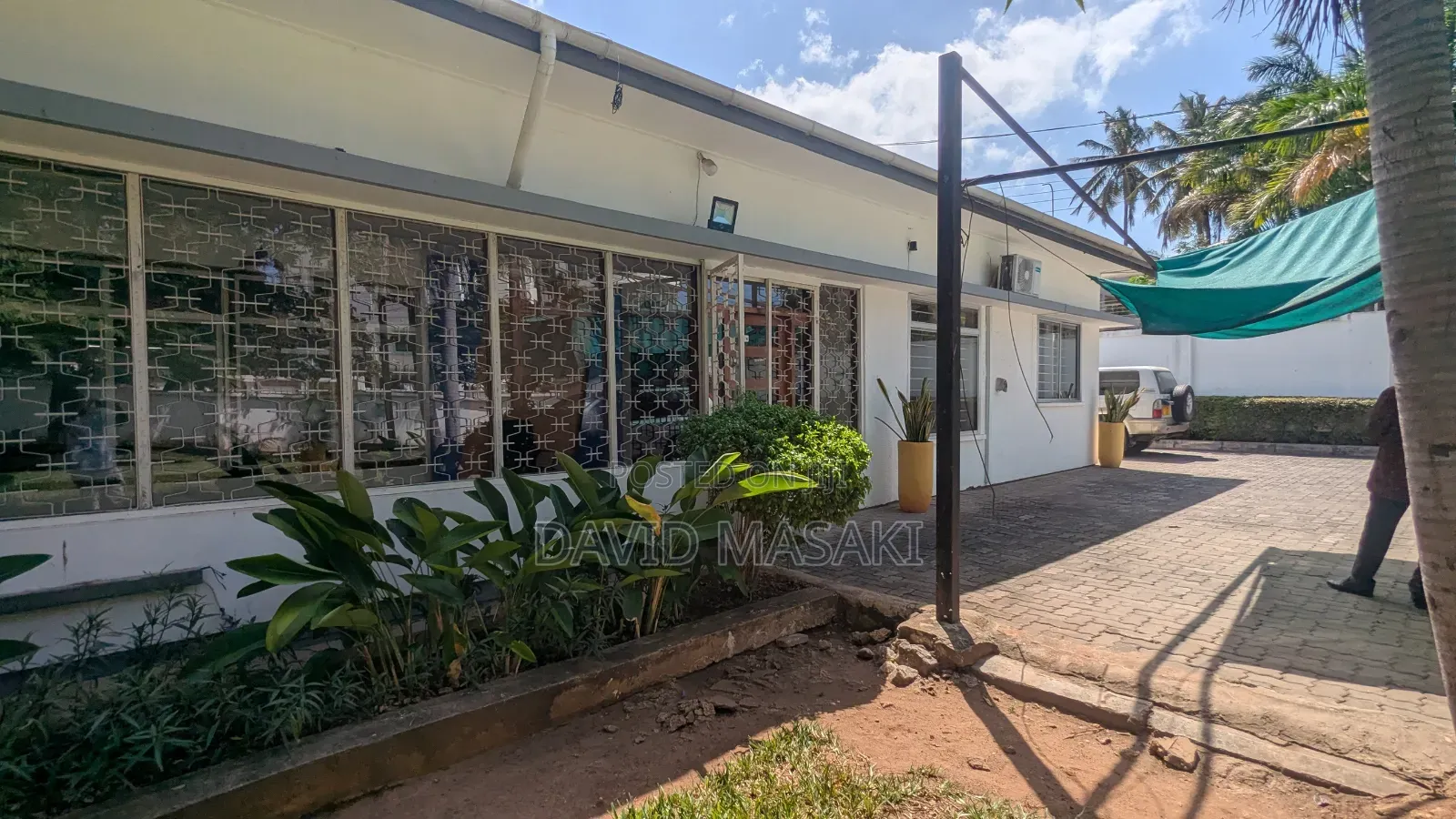 9bdrm House in Office House, Masaki for rent
