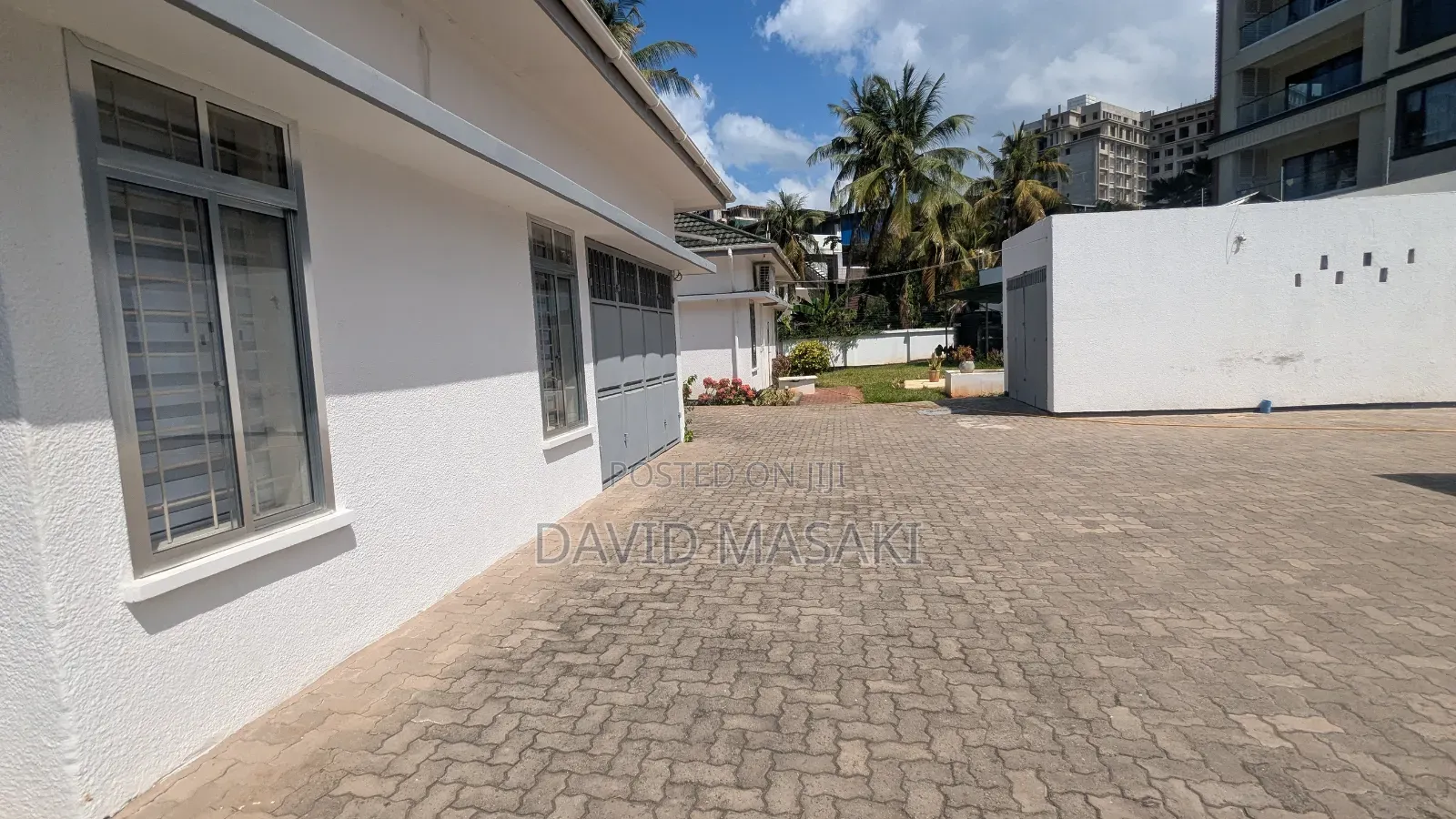 9bdrm House in Office House, Masaki for rent