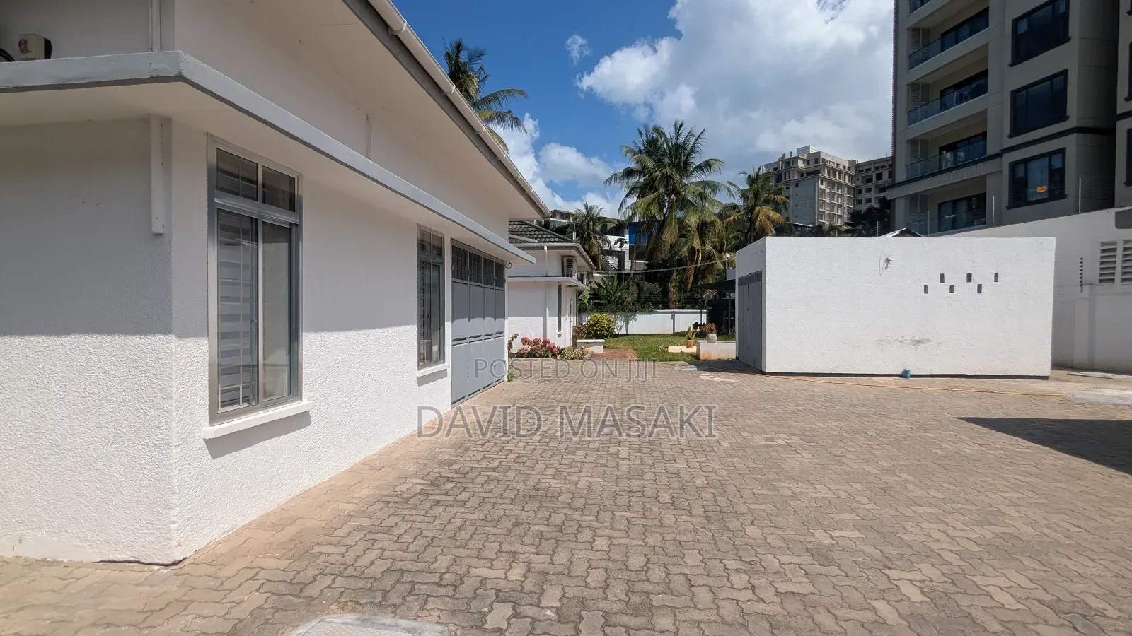 9bdrm House in Office House, Masaki for rent
