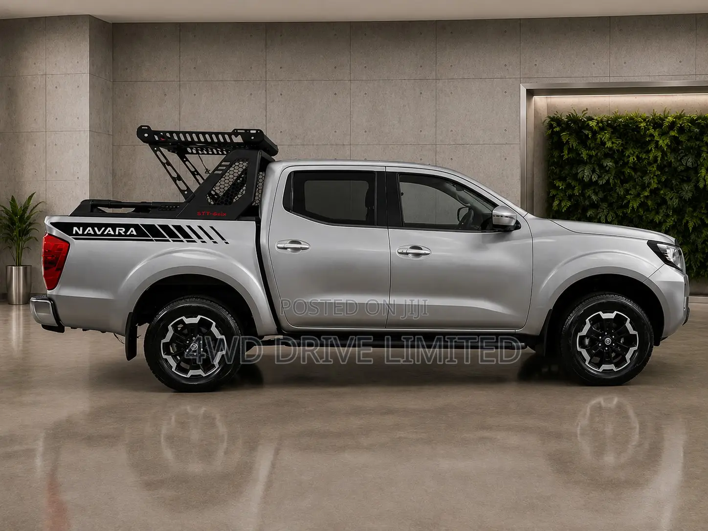 Nissan Navara 2025 Silver